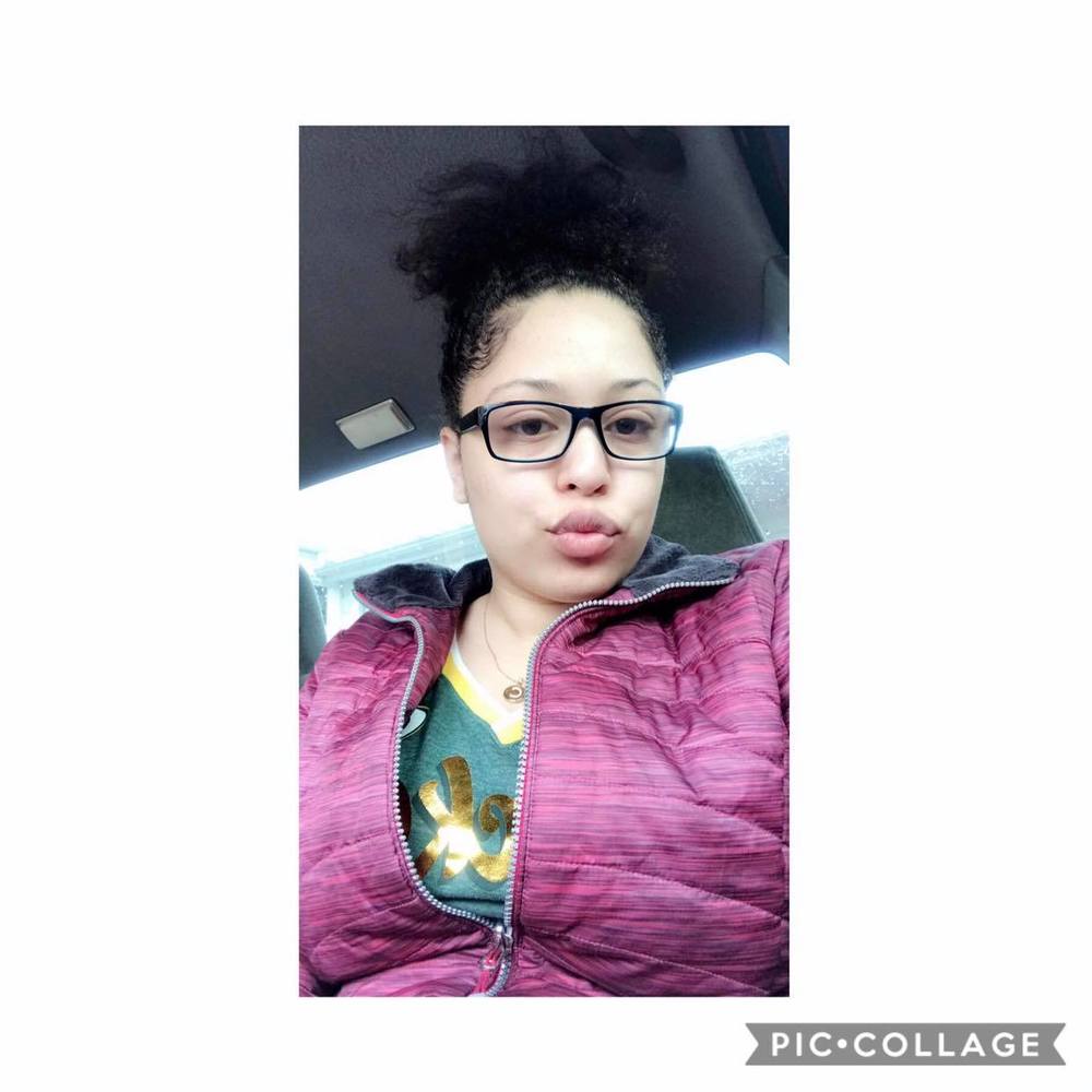 Meet your Posher, Lachelle